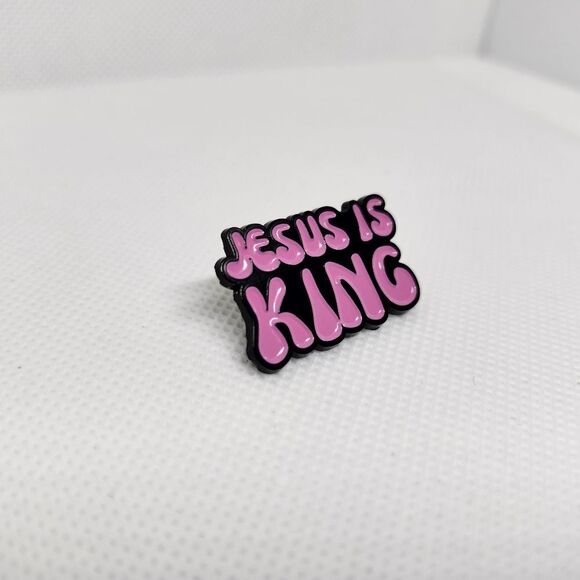 Jesus Is King Pin Broche Brooch Jesus Revolution Pink Black Statement - Picture 4 of 8